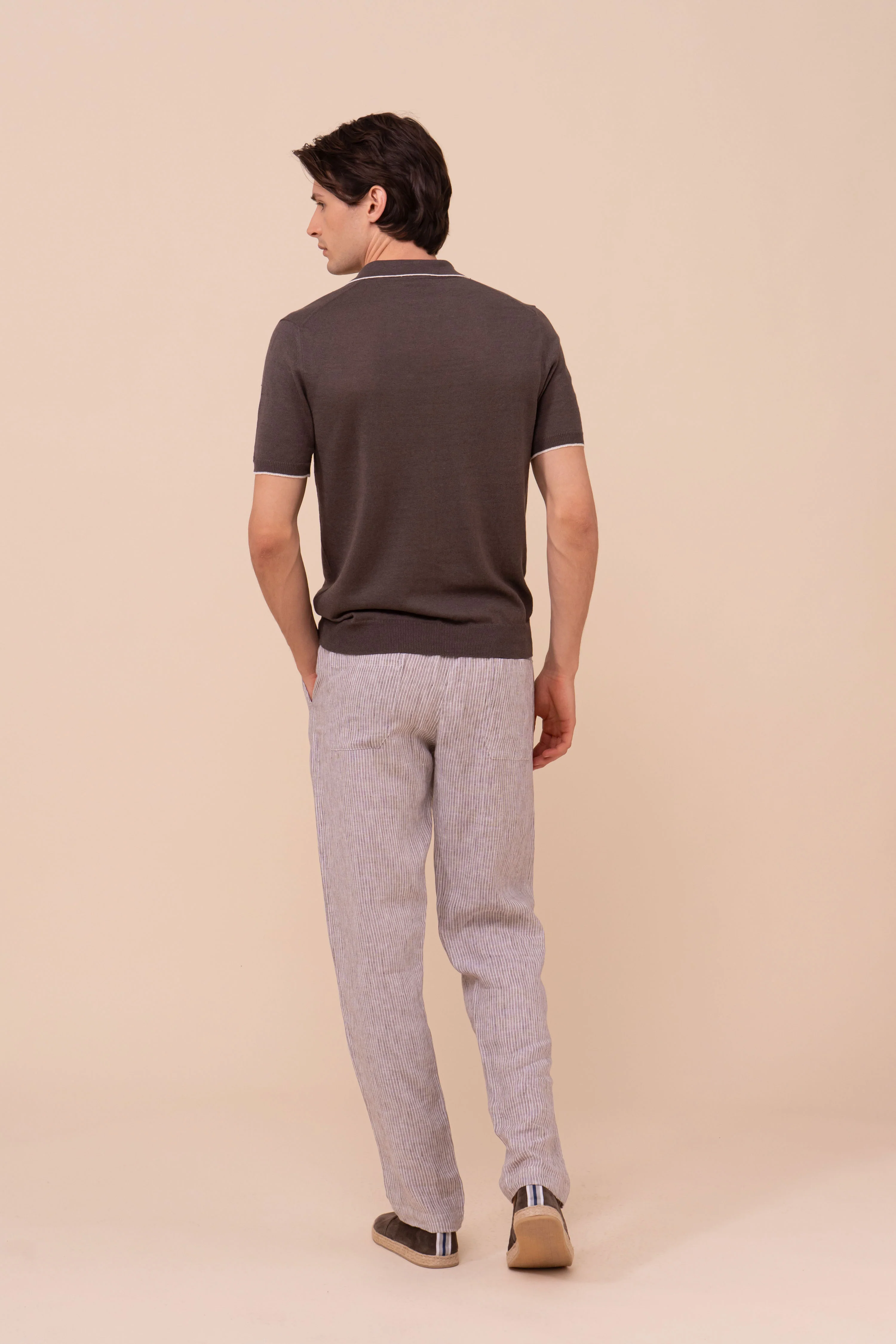 Delta Cotton and Linen V-Neck Knit Polo - Image 3