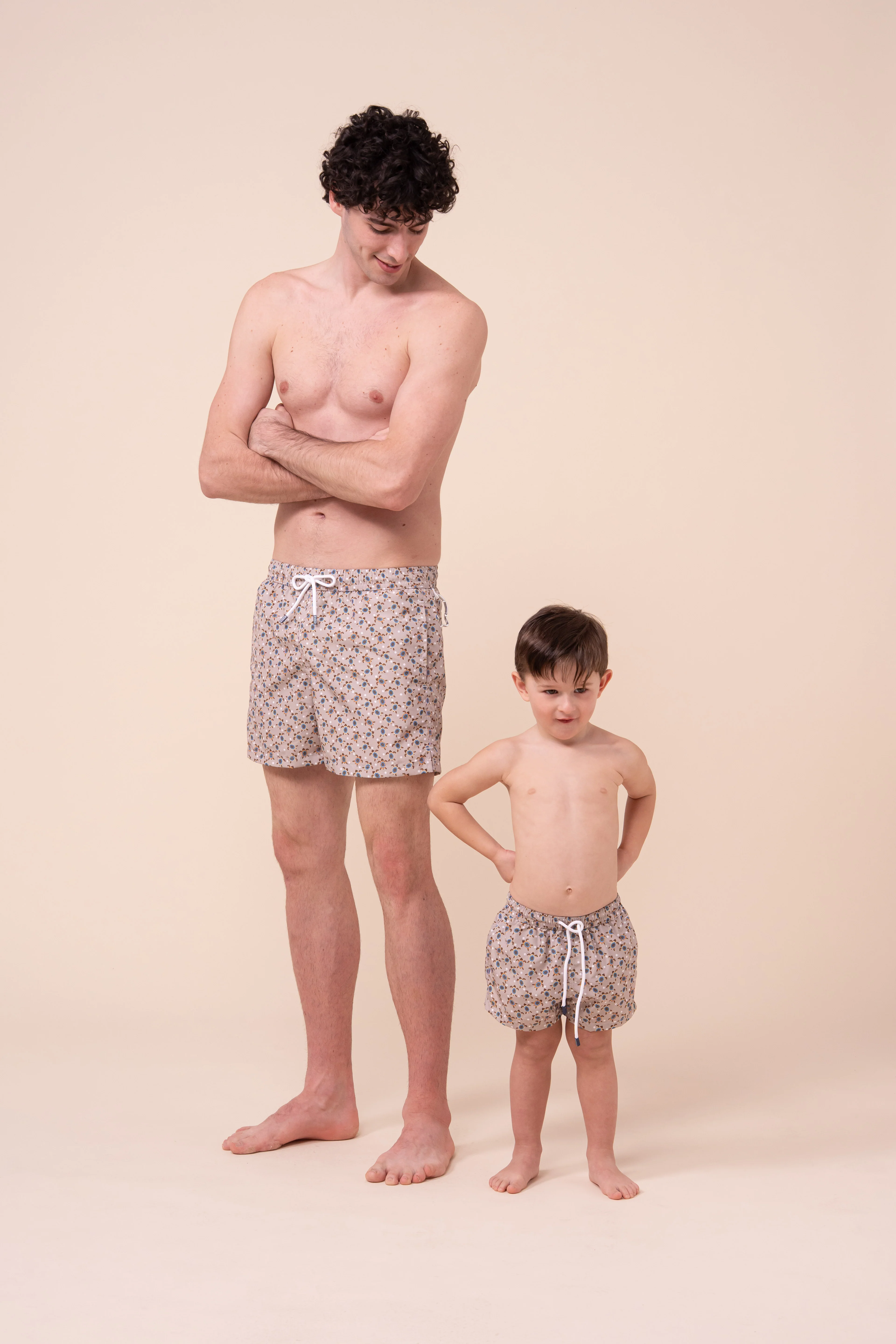 Madeira Kid Swim Trunks - 10-12 years - Sea Turtles Pattern