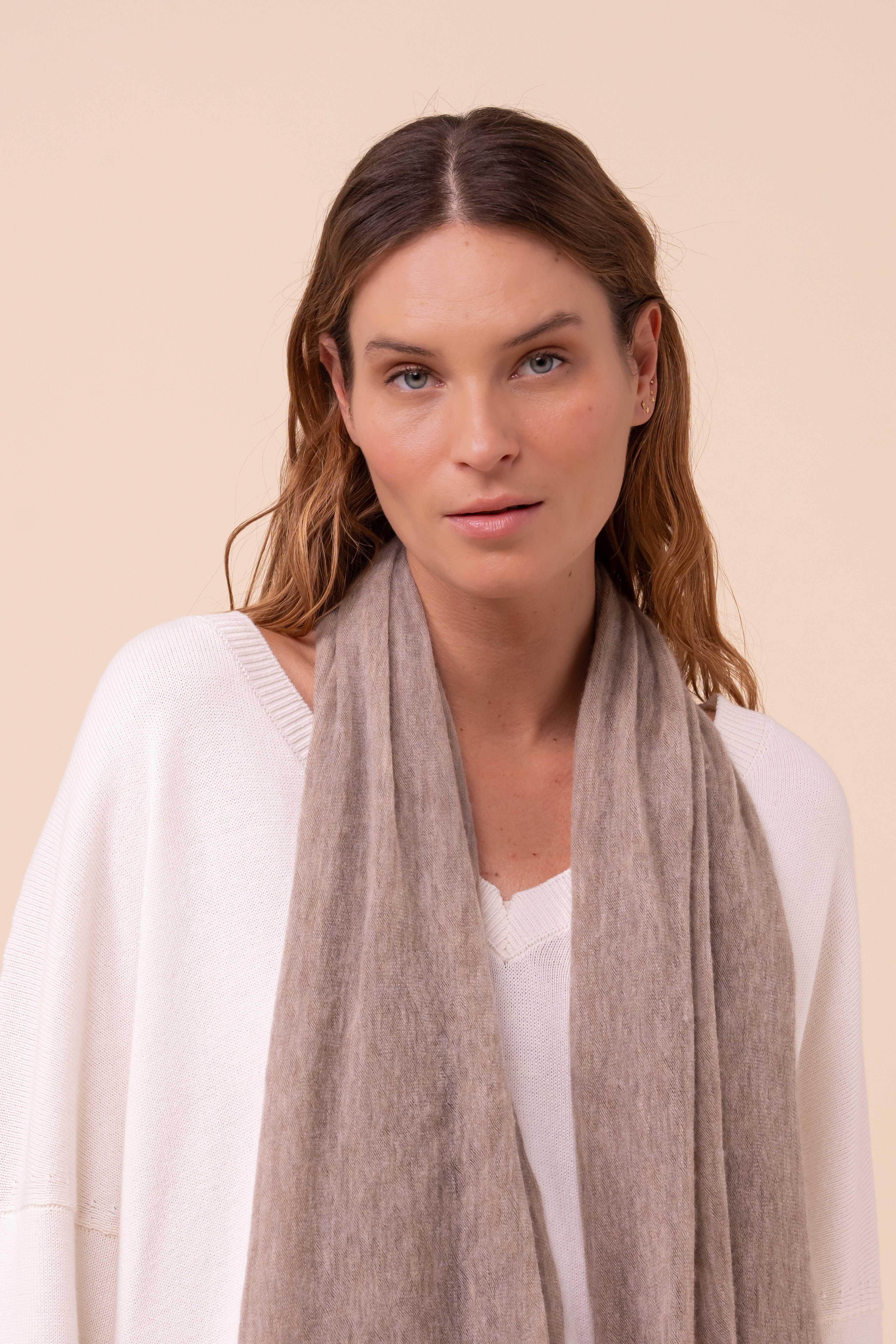 Yeti Cashmere Pashmina - Image 4